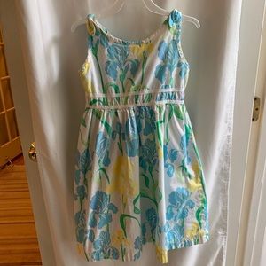 Beautiful flower-print Lilly Pulitzer summer dress